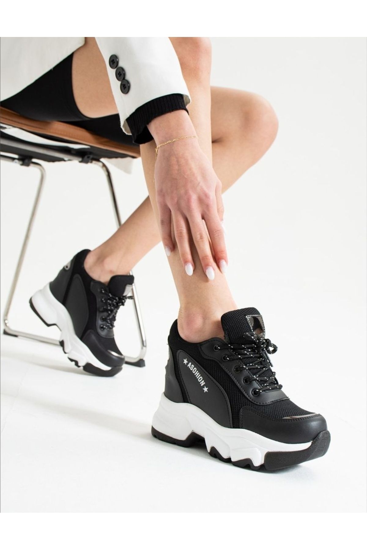 Afilli Kadın Siyah Beyaz Gizli Yüksek Taban Dolgu Platform Topuk Günlük Gümüş Sneaker Spor Ayakkabı
