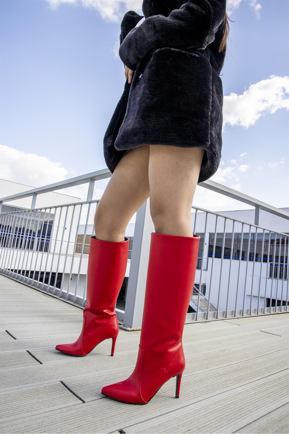 FS KOMBİN Karmen Kadın Kırmızı Ince Topuklu Cizme