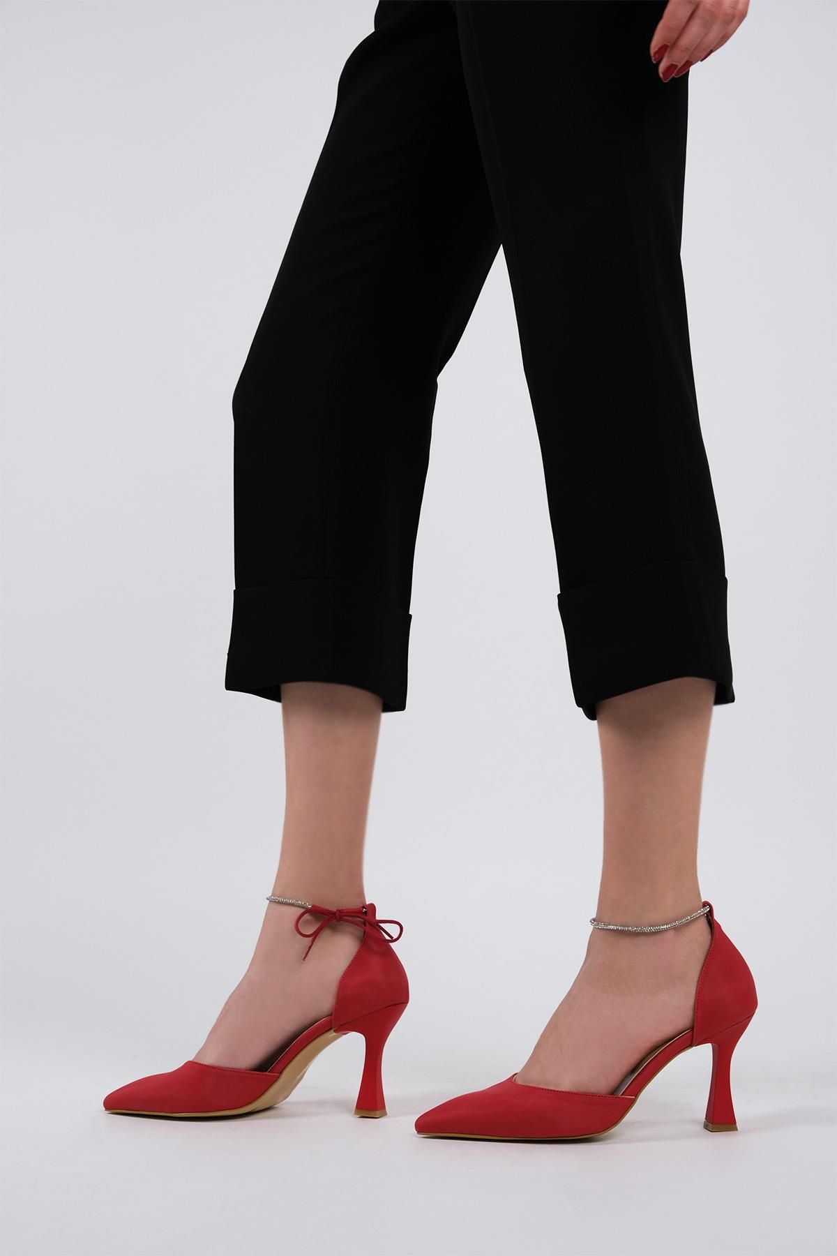 Modabuymus Kırmızı Saten Bilekten Bağlamalı Taşlı Stiletto Kadeh Topuklu Ayakkabı - Glossy