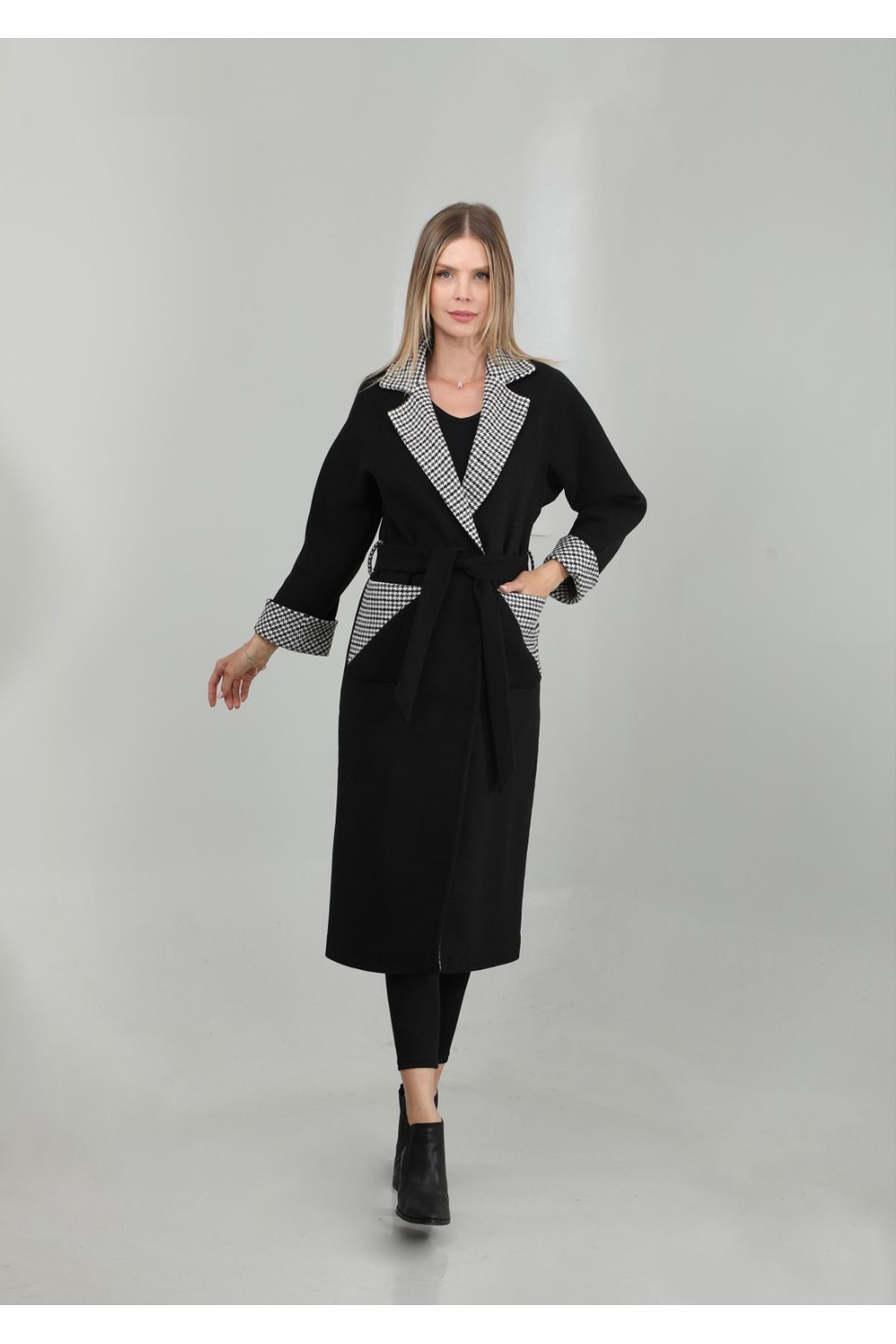 DOLCEBELLA Kadın Siyah Ceket Yakalı Bornoz Model Kuşaklı Kaşe Kaban