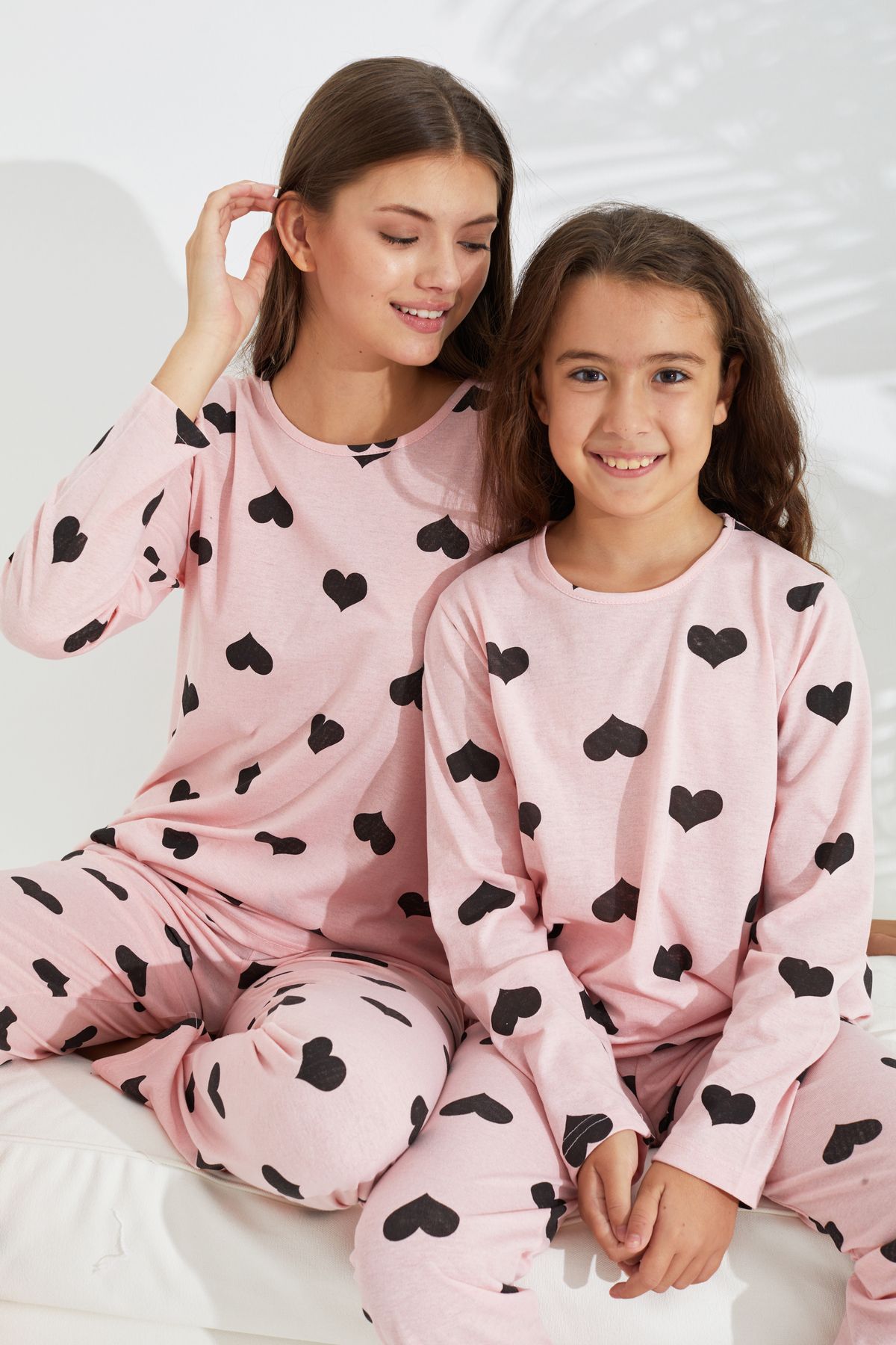 Siyah İnci somon kalp desenli Pamuklu Pijama Takımı
