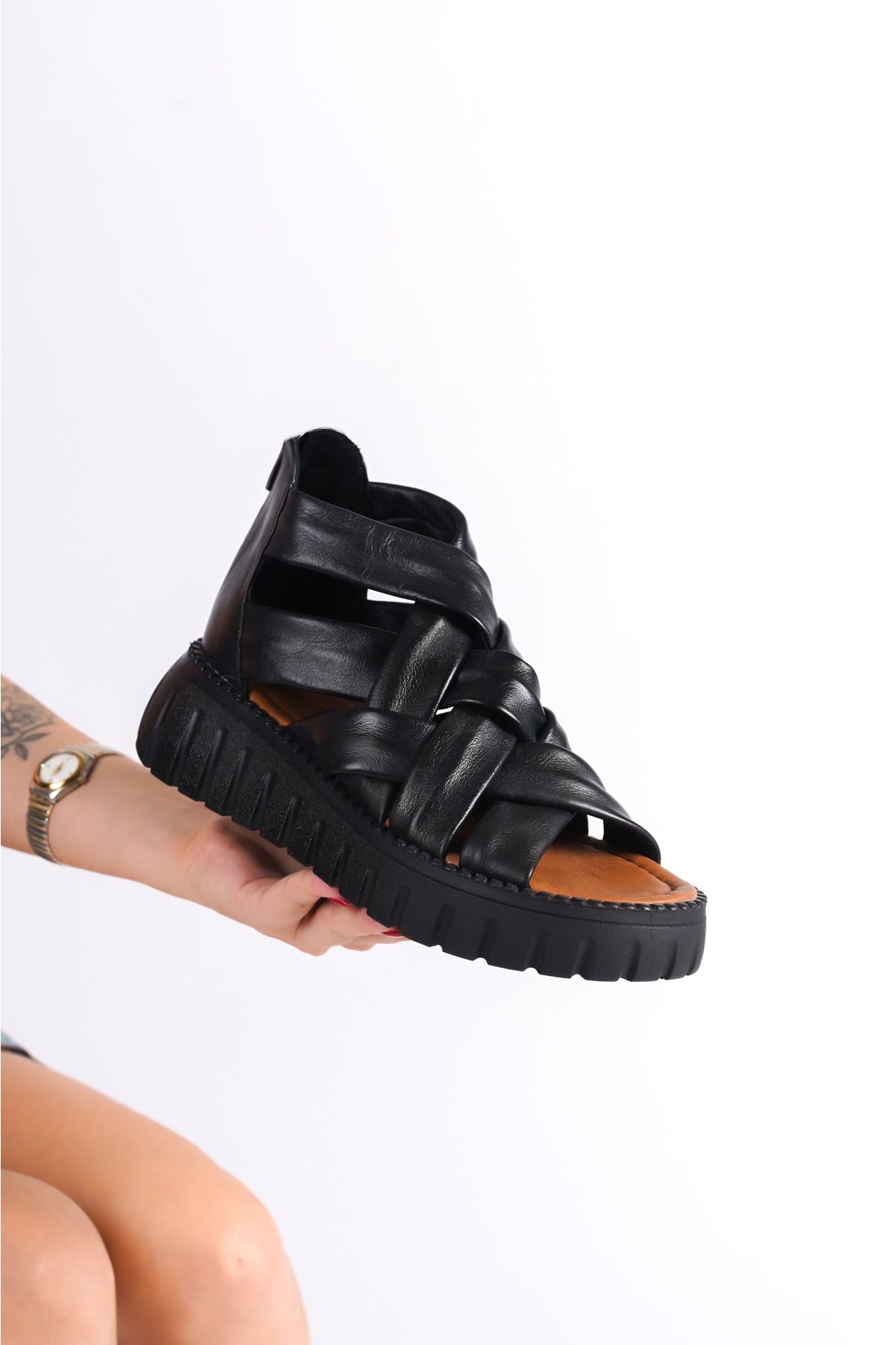 Deripabuc Hakiki Deri Siyah Kadın Deri Sandalet DP-3002