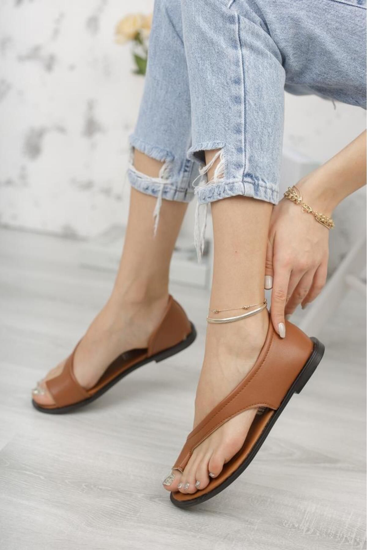 Moda Frato Pwr-33 Parmak Arası Kadın Ayakkabı Sandalet Taba