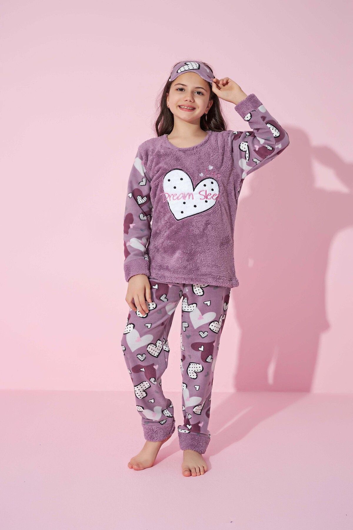 Tarık Kız Genç VE Çocuk Kalp Desenli Uzun Kollu Polar Peluş Kumaş Kışlık Sıcak Tutan Pijama Takımı