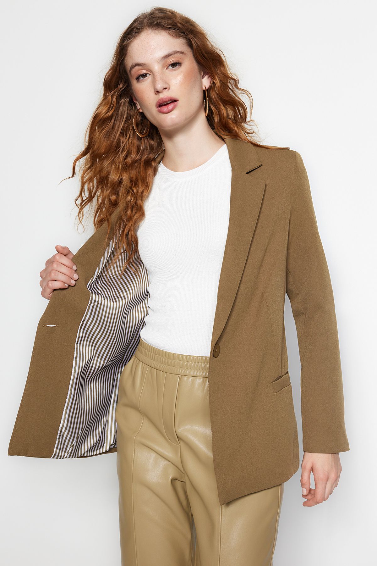 TRENDYOLMİLLA Haki Regular Astarlı Çizgili Dokuma Blazer Ceket TWOAW20CE0316