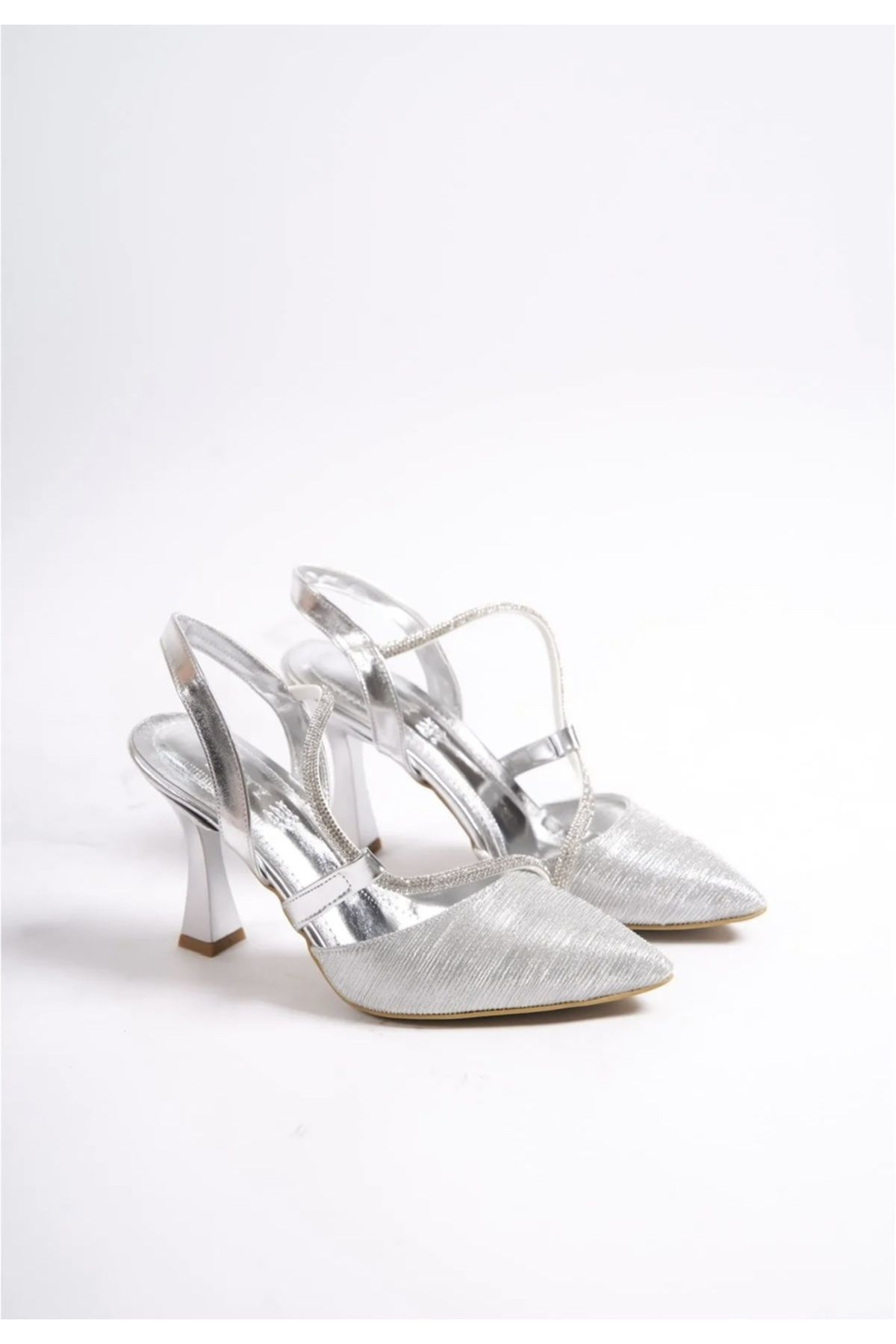 Anıl Ayakkabı Witty 155 Kadın Gümüş Simli Sargı Taş Detay Kadeh Topuk Klasik Ayakkabı