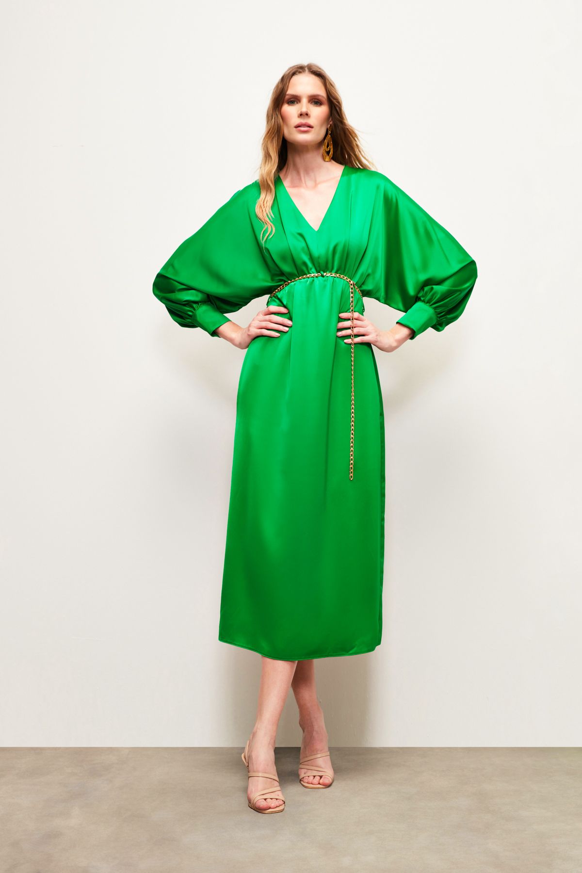 Sateen Zincir Kemerli Saten Elbise - Yeşil