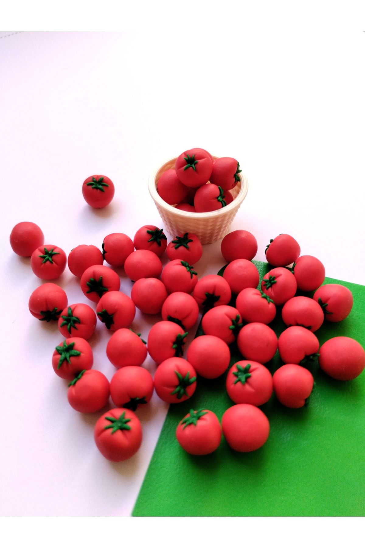 miniminikonsept Minyatür el yapımı domates (1 adet)