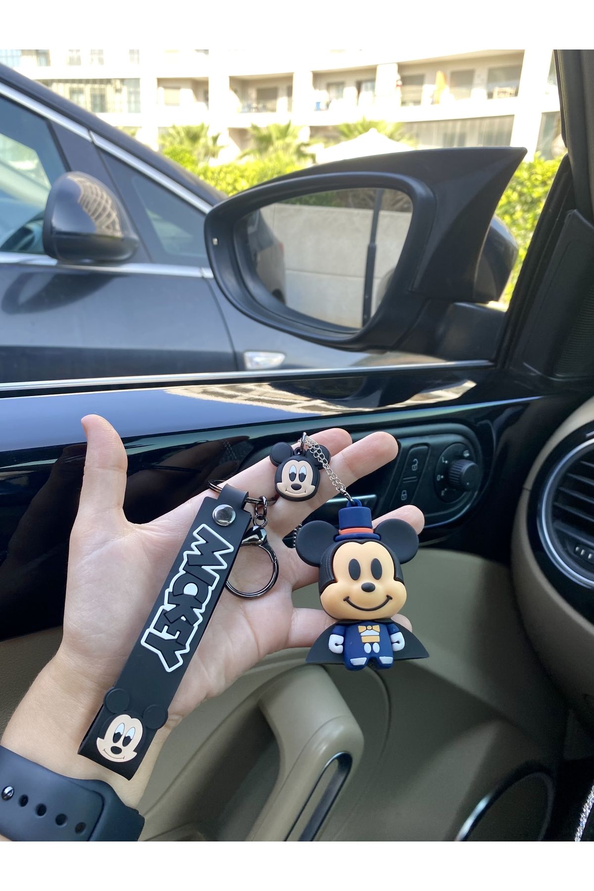 OTOMOGARAJ Otomobil dikiz süsü dikiz aynası süsü mickey mouse şapkalı konsept dikiz süs ve oto anahtarlık