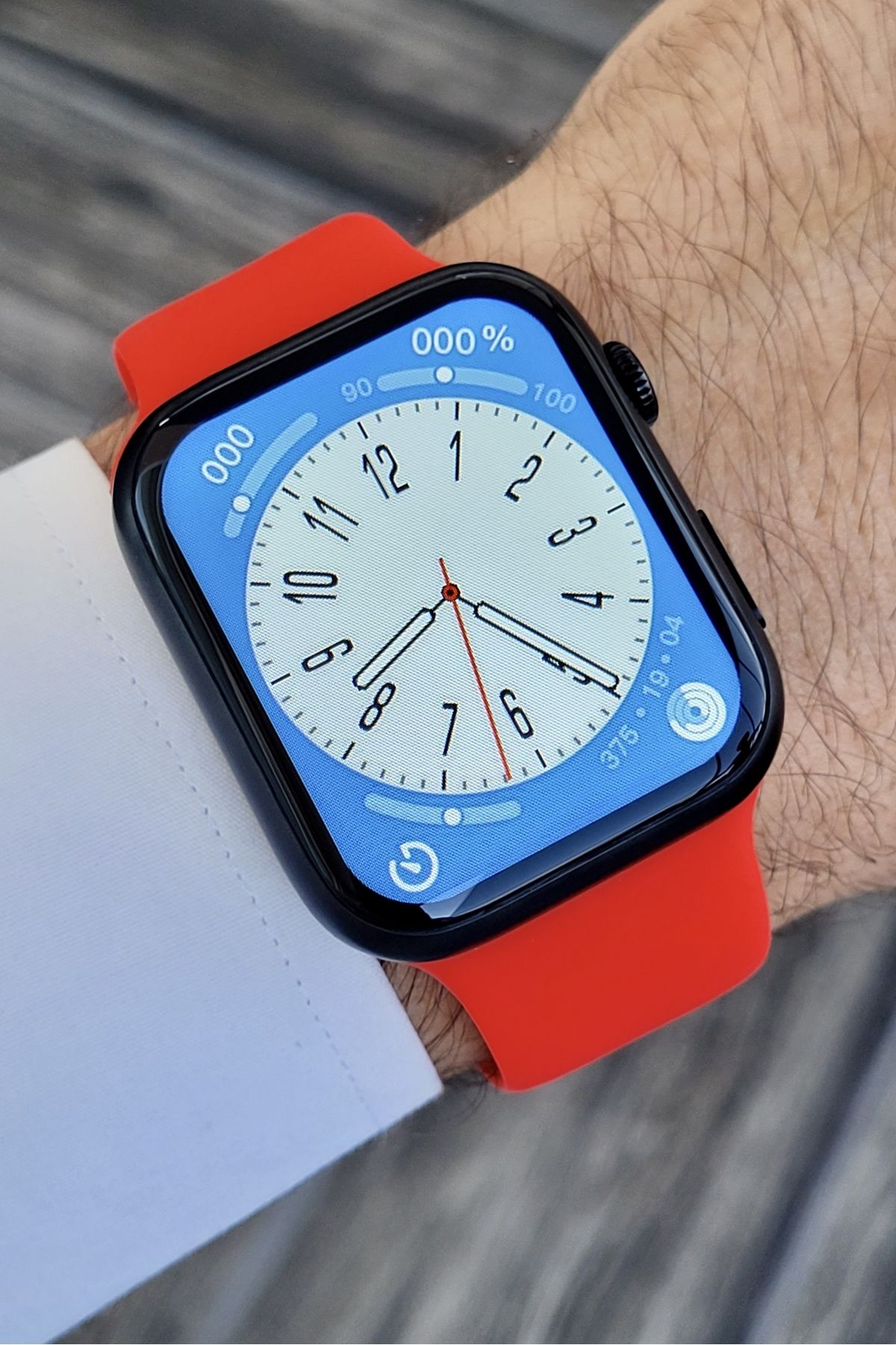 Ferrucci Kırmızı Renk Değiştirilebilir Kordonlu Android/ios Uyumlu Akıllı Saat