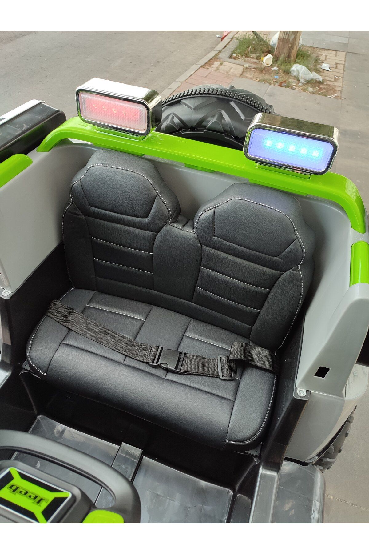 Akülü Kumandalı Çift Kişilik Jeep