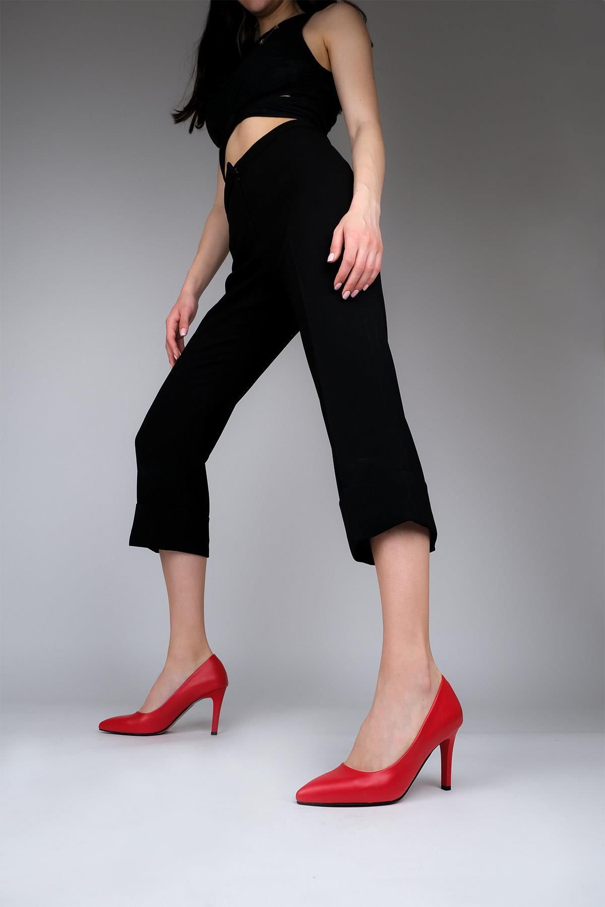 Modabuymus Kırmızı Mat Stiletto Topuklu Kadın Ayakkabı - Anger