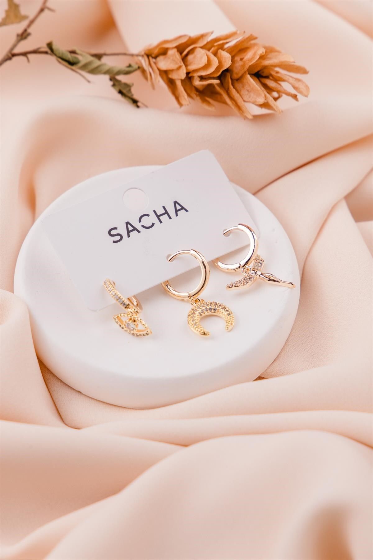 Sacha Accessories Göz ve Ay Figürlü Gold Set Halka Küpe