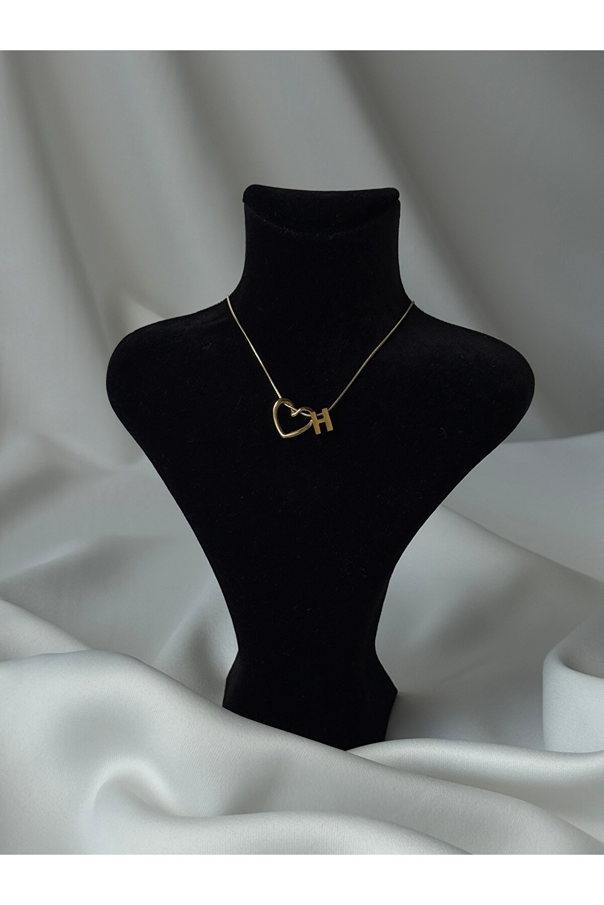 Kalp Harf Kolye — Gold 1
