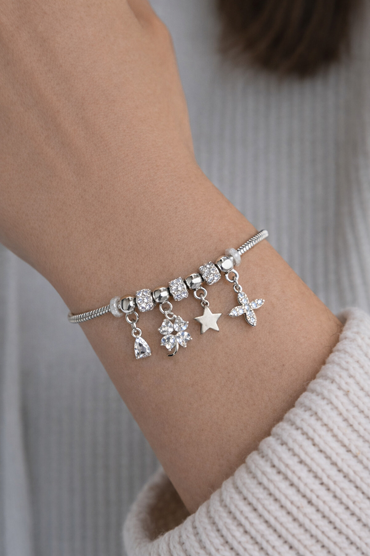 Silver Yıldız Charm Bileklik 4