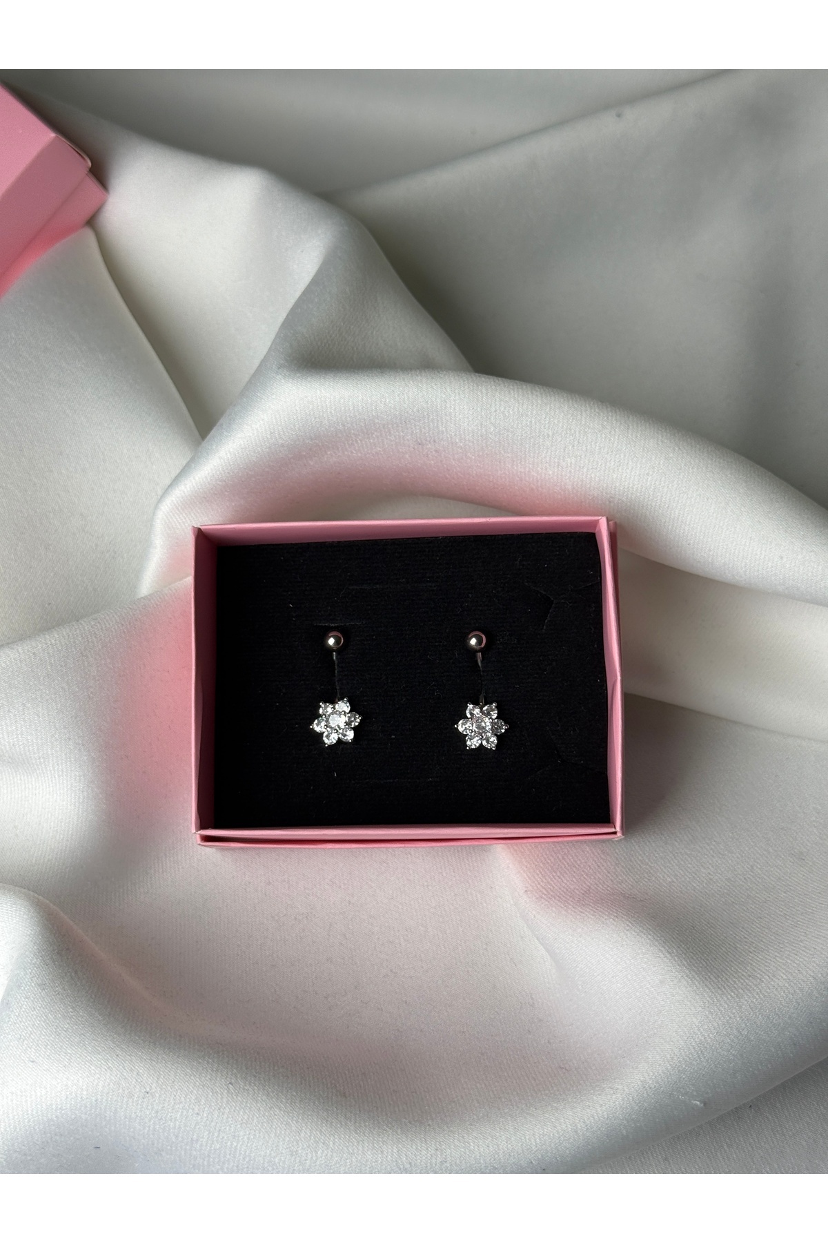 Çiçek Göbek Piercing 2