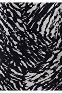 Mavi Zebra Baskılı Balon Kollu Siyah Bluz 122617-32365