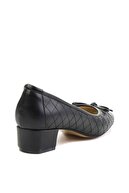 Bambi Siyah Kadın Klasik Topuklu Ayakkabı K01848000209
