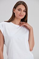 Ecrou Kadın Kolsuz Omuz Detaylı Basic Örme T-shirt Beyaz