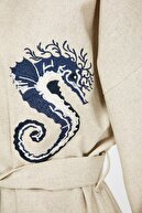 TRENDYOLMİLLA Lacivert Denizatı Nakışlı Kimono&Kaftan TBESS20KM0051