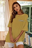 Millionaire Kadın Tütün Sarısı Oversize California Baskılı T-shirt
