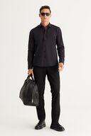 پیراهن نخی یقه کلاسیک باریک و باریک مردانه مشکی آسان آهنی و غیر آهنی-thumb