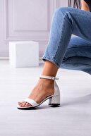 Tuğrul Ayakkabı Tek Bantlı Kısa Topuklu Beyaz Kadın Ayakkabı