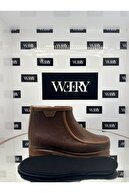BROWN BOOTS