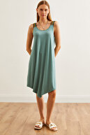Almond Green