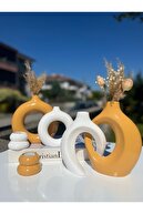 Mustard white