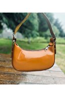 کیف چرم باگت زنانه با جزئیات کمربند-thumb