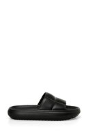 BLACK-101687070