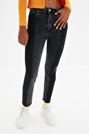 TRENDYOLMİLLA Siyah Renk Bloklu Yüksek Bel Slim Fit Jeans TWOAW21JE0017