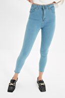 TRENDYOLMİLLA Mavi Yüksek Bel Skinny Jeans TWOSS20JE0301