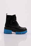 BLACK SPRING BLUE