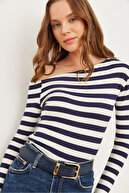 Thick Striped Navy
