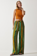 GREEN YELLOW