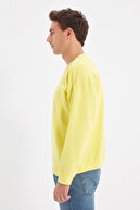 TRENDYOL MAN Sarı Erkek Oversize Fit Sweatshirt TMNAW22SW0612