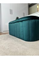 EMERALD GREEN