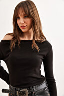 Plain Black