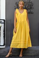 Chiccy Kadın Sarı Askıları Ponpon Detaylı Beli Büzgülü Cep Detaylı Salaş Dokuma Elbise M10160000EL94256