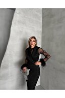 زنان مهم پارچه پستان و بازو جزئیات لباس طراحی ویژه با گردنبند خط خط خط-thumb