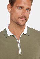 تی شرت یقه پولو خاکی با زیپ پیکه ساده و باریک 100% پنبه ای باریک مردانه-thumb