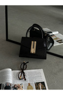 کیسه دست و شانه زن سیاه مدل مونتانا-thumb