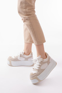 زن ببر بلند -کفش ورزشی بژ -سفید -کفش ورزشی-thumb