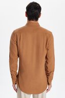پیراهن باریک مردانه با بافت کتانی 100% نخی با یقه بالا قهوه‌ای-thumb