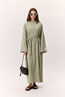 ALMOND GREEN
