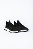 BLACK / WHITE