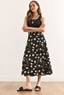 Black Daisy