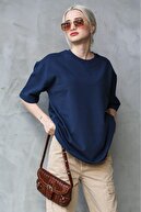 تی شرت باکیفیت فوق العاده زنانه 100% نخی آبی سرمه ای یقه گرد اورسایز Boyfriend